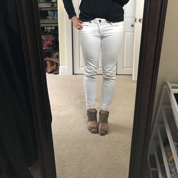 Paige premium white jeans super stretchy 27 - Picture 2 of 3